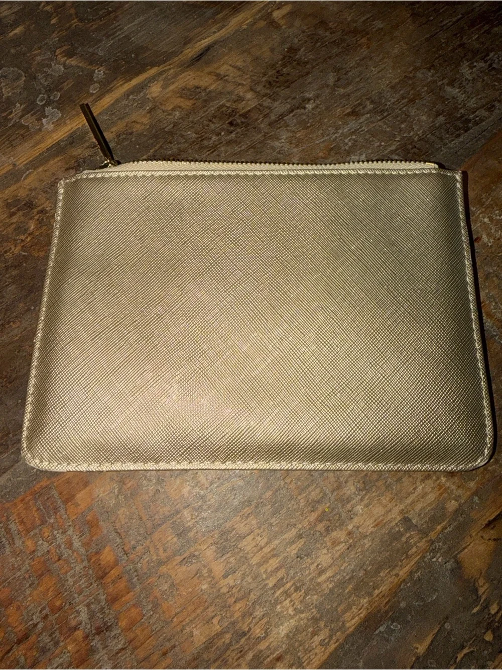 N/A chic gold